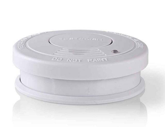 De rookmelder verhoogt de veiligheid in huis