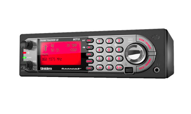 Mobiele scanner voorzien van 9000 kanalen en GPS ondersteuning