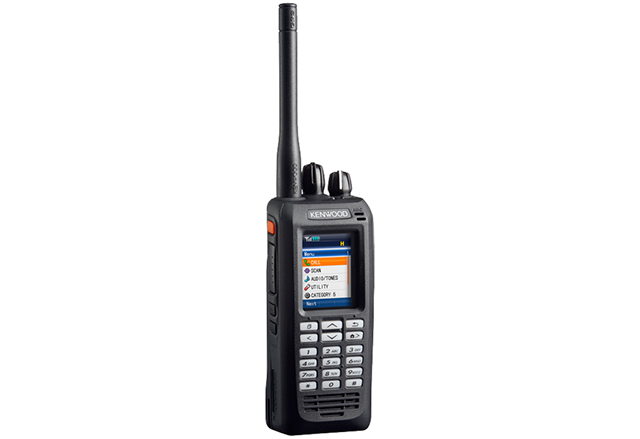 UHF DMR Portable with GPS, Display and Keypad